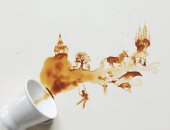 "الرسم ببقايا الفنجان".. فنانة إيطالية تقدم لوحات مذهلة بالقهوة  