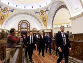 زيارة بومبيو لمسجد "الفتاح العليم" وكاتدرائية "ميلاد المسيح"