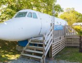 لو عاوز إجازة مختلفة.. فرنسا حولت طائرة فى الغابة لفندق.. اعرف السعر؟