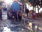 حى غرب الاسكندرية ينفذ حملة موسعة لرفع تراكمات المياه من نجع العرب 