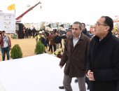 رئيس الوزراء: الانتهاء من النهر الأخضر بالعاصمة الإدارية يونيو 2020