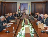 محافظ الإسكندرية يشدد على إنهاء مشاكل تجمع المياه اثناء النوات