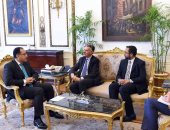 فيديو.. سفير بريطانى لرئيس الوزراء: نتطلع لزيارة استثماراتنا بمصر فى التعليم والصحة