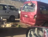 سيارات متهالكة وسائقين متهورين.. شكوى من وجود موقف عشوائى بمدينة السلام