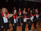 فيديو.. وكيل عام مطرانية كفر الشيخ يشرح للطلاب ويحاورهم عن "مولد المسيح" 