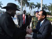 رئيس الوزراء يودّع سلفاكير بالمطار بعد انتهاء زيارته للقاهرة