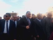 صور.. وزير التنمية المحلية ومحافظ الشرقية يتفقدان توسعة شارع أبو حسين