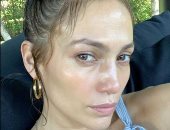 "من غير ماكياج ولا فلتر"..جينيفر لوبيز تخلق تحديا جديدا علي إنستجرام 