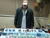 ضبط هارب من 20 قضية بحوزته 6 آلاف قرص مخدر بالجيزة