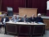 "تعليم قنا" يلغى تكليف رئيس لجنة بمدرسة فى نقادة ويحل مدير مدرسة للتحقيق