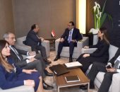 صور.. رئيس الوزراء من دافوس: الحكومة مستمرة فى نهجها لتشجيع الاستثمارات