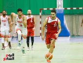 صور.. مهند مجدى ومحمد سراج ورئيس السلة فى قمة الأهلى والزمالك 