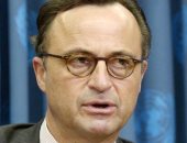 الأمم المتحدة: رئيس فريق المراقبين إلى اليمن لم يستقل بل انتهى عقده