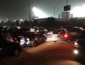 صور.. جماهير الزمالك أمام ملعب بترو سبورت تنتظر السماح بدخول مواجهة بيراميدز