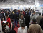 صور.. إقبال كبير على معرض القاهرة الدولى للكتاب فى يومه الثانى