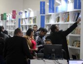 مصر للطيران تنظم 392 رحلة طيران" مجسمة "بمعرض الكتاب 