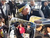 الشرطة والشعب يحتفلون بعيد الشرطة فى الميادين.. تنورة وماراثون رياضى فى بنى سويف.. مسيرات شبابية وأغان وطنية فى المحافظات.. وطفلة تهدى مدير أمن أسوان باقة ورود.. وصلاة الغائب على أرواح الشهداء بشمال سيناء "صور"