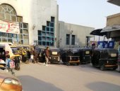 قارئ يشكو موقف عشوائى للتوك توك أمام محطة مترو حدائق حلوان  