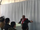 فيديو.. ملتح يهاجم يوسف زيدان: كلامك مرسل.. والكاتب يرد: متأثر بفيلم يوسف شاهين