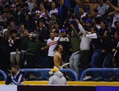 فيديو وصور.. "وايت نايتس" تساند سيدات الزمالك أمام سبورتنج بالبطولة العربية للطائرة 