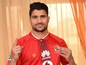 الأهلى يؤجل تعديل عقدى الشيخ وعلى لطفى بسبب كورونا