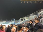 صور.. زيزو يؤازر الزمالك أمام المقاصة "من مقصورة بتروسبورت"