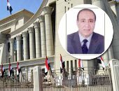 ندوة "القضاء الدستورى فى 50 عامًا" بمعرض الكتاب.. المستشار بولس فهمى: الشعب المصرى فى أيدٍ أمينة بوجود المحكمة الدستورية.. والمستشار عبدالوهاب عبدالرازق: ما تعرضت له خلال حكم جماعة الإخوان هو الأسوأ فى تاريخها