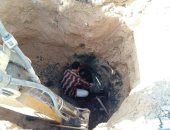 إصلاح كسر في خط الصرف الرئيسي بمدينة الطور جنوب سيناء