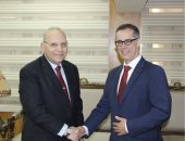 وزير العدل يبحث مع سفير سويسرا انضمام مصر لاتفاقية لاهاى بشأن اختطاف الأطفال