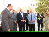 محافظ القاهرة يتفقد أعمال تطوير شارع أحمد فخرى