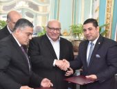 تعليم الكبار: 200 جنيه تمنح لطالب الجامعة حال محو أمية مواطن