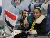 مصر للطيران تحتفل بالجامعة العربية داخل جناحها فى معرض الكتاب