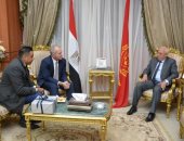 صور.. سفير الدنمارك يشيد بالعلاقات الثنائية ويؤكد أهمية بورسعيد فى التنمية بمصر