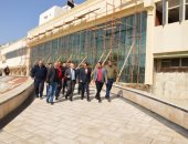 صور.. محافظ بورسعيد يتابع أعمال تطوير مبنى الديوان العام للمحافظة