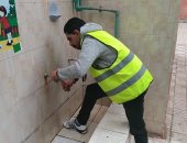 صور.. "مياه الاسكندرية" تبدأ تركيب القطع الموفرة لترشيد استهلاك المياه بالمدارس