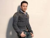 الخميس..مصطفى قمر يطرح أول أغنيات ألبوم جديد بعنوان "س من الناس"