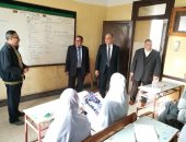 صور.. تعليم القليوبية: تسليم التابلت للطلاب وانتظام الدراسة ب2400 مدرسة