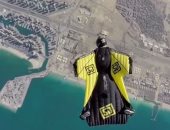 السنجاب الطائر.. حكاية "بدلة" عباس بن فرناس فى القرن الـ21.. فيديو وصور