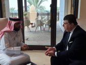 صور .. حسين زين يلتقى الرئيس التنفيذى لمركز الاتصال الوطنى بالبحرين