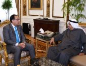 سفير الكويت يبلغ رئيس الوزراء رغبة مستثمر إقامة مشروع سياحى بالعلمين الجديدة