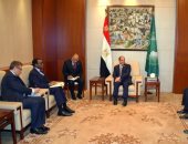 رئيس البنك الأفريقى للتنمية يشيد باستمرار التحسن فى أداء الاقتصاد المصرى