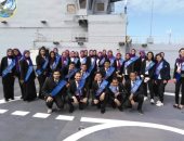 صور.. 70 طالبا من جامعتى الإسكندرية ومطروح فى زيارة للقاعدة البحرية