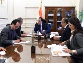 رئيس الوزراء يعقد اجتماعا بشأن الرؤية المتكاملة لتوفير السلع الاستراتيجية