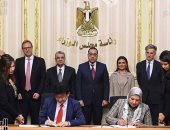 صور.. وزير الكهرباء: نستهدف 20% من قدرات الطاقة الجديدة والمتجددة على الشبكة بـ2022