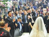 محمد حماقى وبوسى يشعلان حفل زفاف رشا الكيال وخالد هانى أباظة