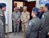 صور.. وزير الدفاع يتفقد مراحل الإعداد والتأهيل العلمى لطلبة القوات الجوية 