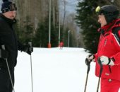 "قمة ولا فسحة".. الرئيس الروسى ونظيره البيلاروسى يتزحلقان على الثلوج.. فيديو