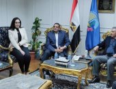 محافظ البحيرة يلتقى مدير صندوق مكتبات مصر العامة لتفعيل مبادرة الرئيس 