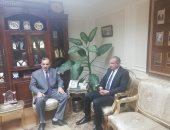 مدير صندوق تطوير العشوائيات يبحث تطوير المناطق غير الآمنة بأسيوط