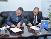 صور.. مصر للطيران توقع بروتوكول تعاون مع الجانب الفلسطينى لنقل 13 ألف معتمر 